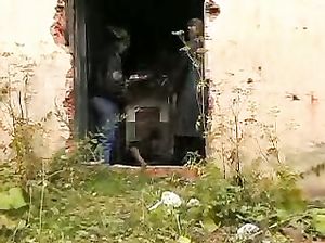 Русские нимфоманки накинулись на бедного пацанчика