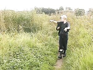 Маргарите и Тамаре нравится издеваться над парнями