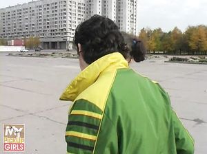 Незнакомка отдается пареньку в разнообразных позах