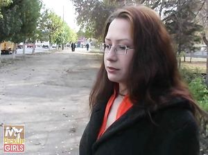Украинская телка ради денег готова даже на анальный секс