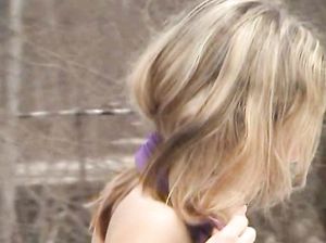 Молодые русские девушки любят обнажаться в общественных местах