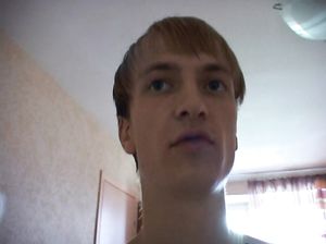 Трахнул сверху в рот свою подругу