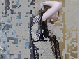 Феодосия красиво ласкает раскрытую пилотку