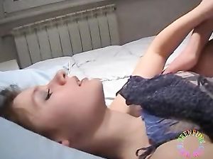 Любительские развлечения молоденьких русских лесбиянок