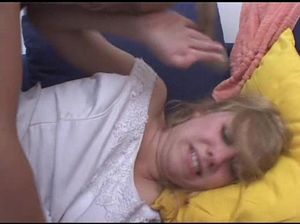 Чувак с чулком на голове принудил невесту к сексу