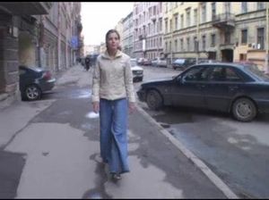 Пикаперы сняли сучку и стали над ней доминировать
