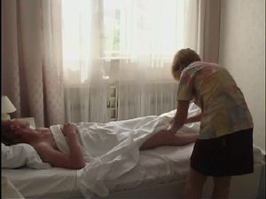 Мужик силой взял бедняжку