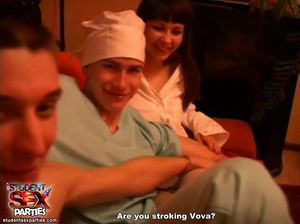 Студенты медицинского университета занялись групповым сексом