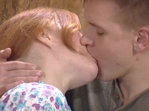 Четыре молодые красавицы устроили групповой секс с парнями