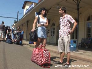 После долгой командировки не устояла и дала прямо в парке