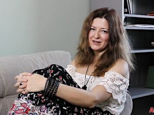 Опытная порно модель пришла на русский кастинг
