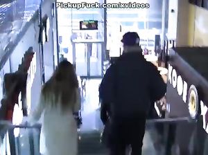 Две студентки позвали русского ебаря домой