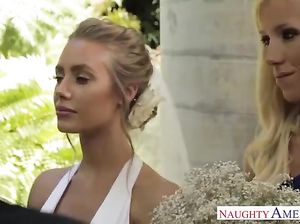 Невесту хорошенько отьебали после венчания