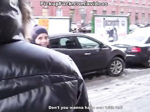 Сумасшедший анальный пикап с тонкой телочкой