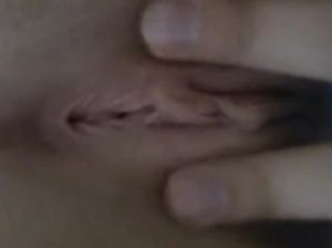 Чувак правильно воспитывает свою жену и ставит ее рачком