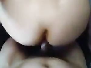 Девушка горячо трахается со своим мужем