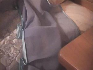 Алена трахается под одеялом