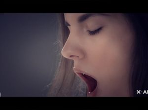 Иностранка с пылом страстью трахается с русским мажором