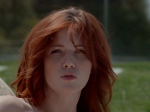 Горячее пикантное шоу с мастурбацией рыжей девки