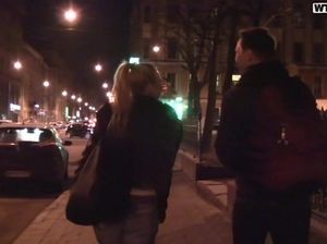 Белокурая русская блядь согласилась потрахаться с пикапером