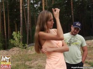 Мужик вылизал киску худой попутчицы