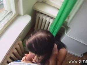 Пикапер трахнул молоденькую сучку на рояли