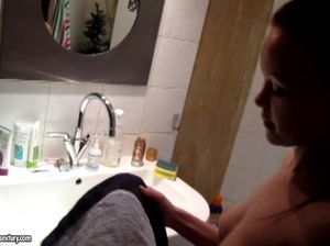 Документальные съемки за кадром с красивыми обнаженными актрисами