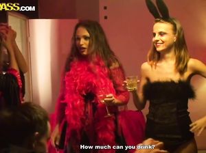 Курские студенты отметили Хэллоуин жарким групповым сексом