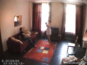Снимал свою девушку на камеру, а потом не удержался и жахнул ее