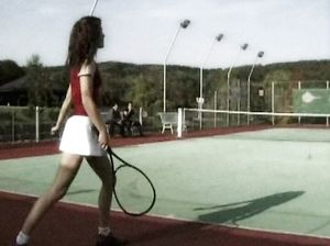 Юная шлюшка Даша обожает большие черные пенисы