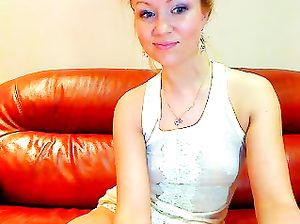 Спортивная блондинка устроила шоу для пользователей рускамс